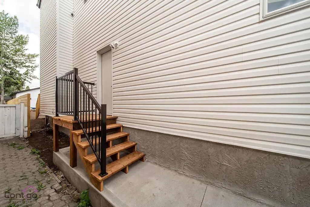 Daire Luxe New York Style Bsmt Suite, Near Dt & Wem, King Bed, Wifi Edmonton Kanada